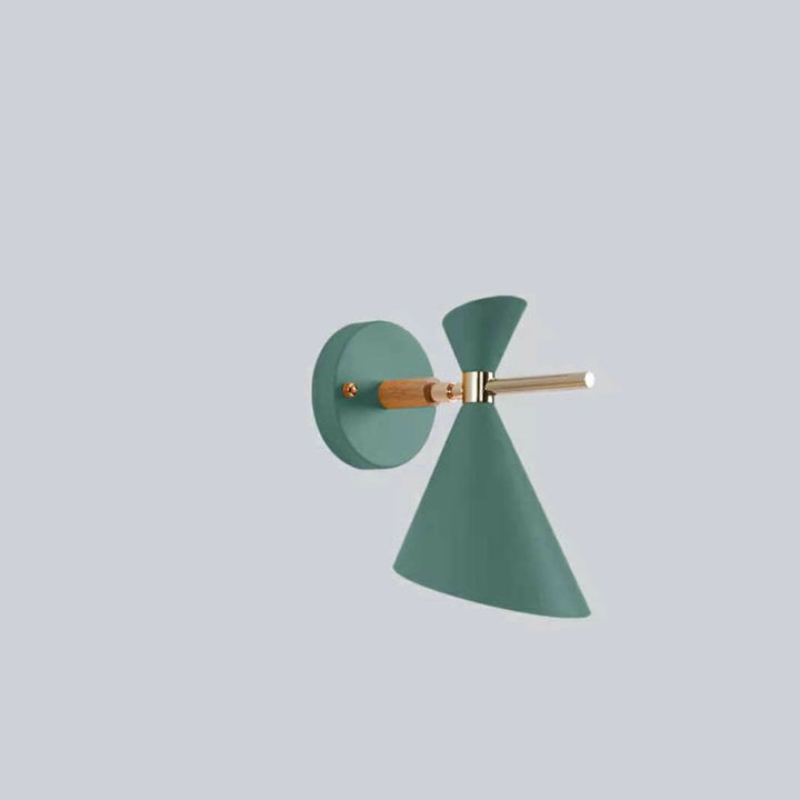 Skanto | Minimalistisk Vegglampe – Moderne Horndesign Lampe