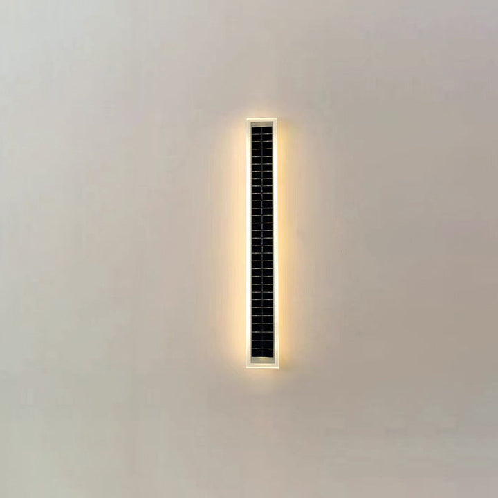 Minimalistisk rektangulær LED-vegglampe for utendørs bruk, vanntett, med solcellefunksjon, for terrasse og hage