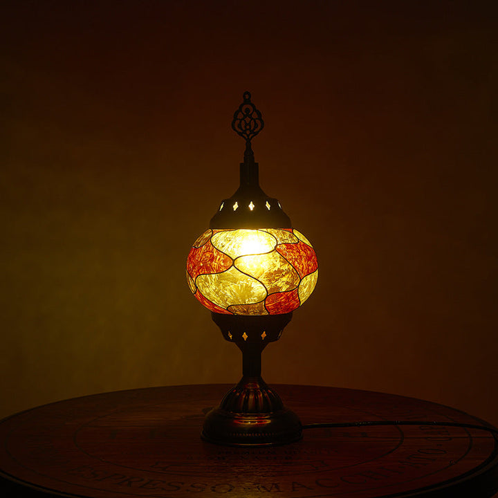 Skanto | Tradisjonell Tiffany romantisk oval jern emaljert 1-lampe bordlampe for soverommet