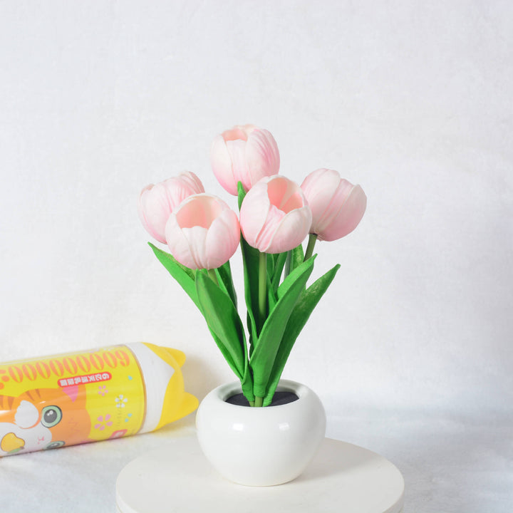 Skanto | Moderne Kreativ Simulering Tulipan Peony LED Nattlys Bordlampe