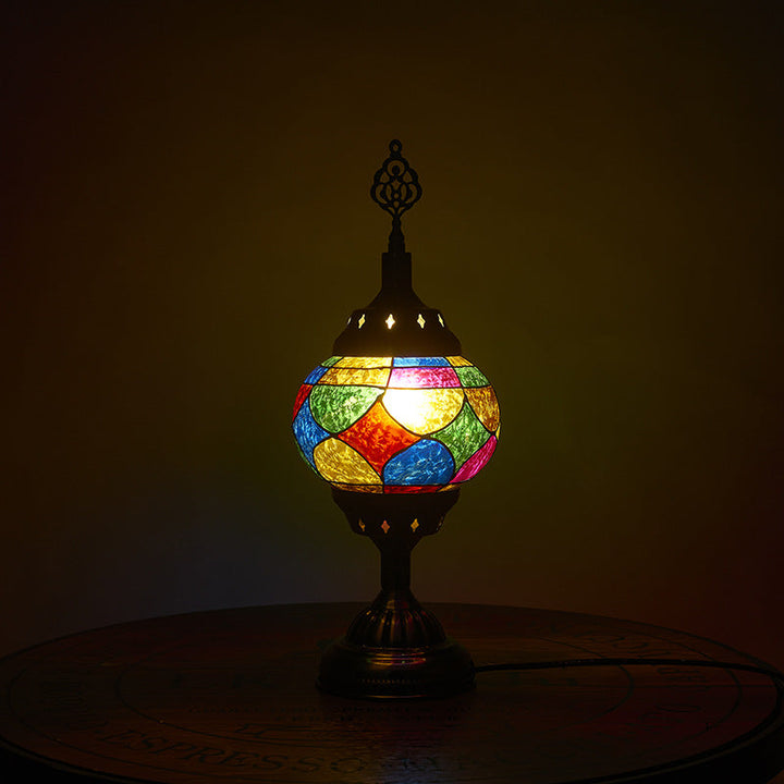 Skanto | Tradisjonell Tiffany romantisk oval jern emaljert 1-lampe bordlampe for soverommet