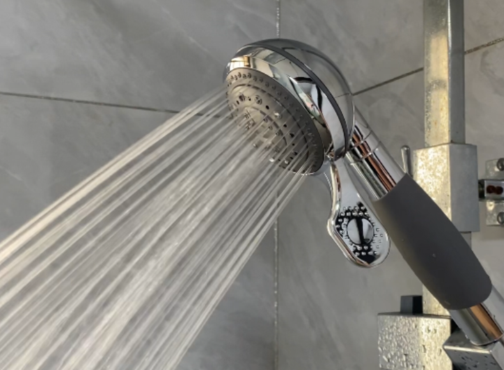 SafeShower – Ergonomisk Dusjhode for Seniorer Skanto