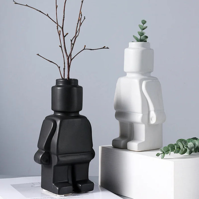Skanto | Innovativ Robot Vase - Unik Blikkfanger for Hjemmedekorasjon