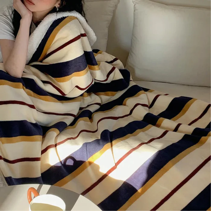 Stripe Sofa Throw | Skanto