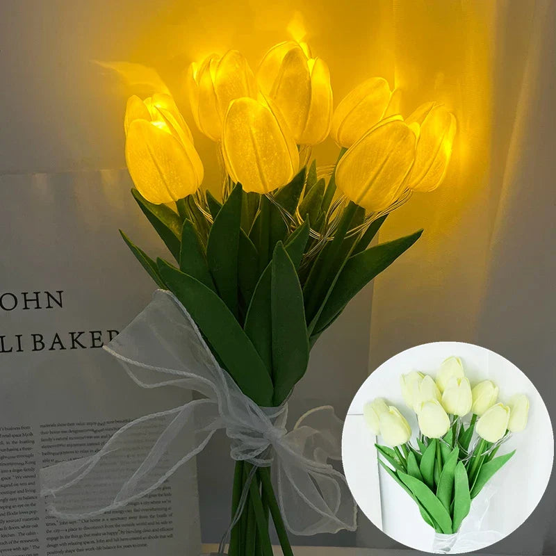 Skanto | LED-lampe med kunstig tulipanbukett perfekt for gaver eller som bryllupsfest hjemmeinnredning