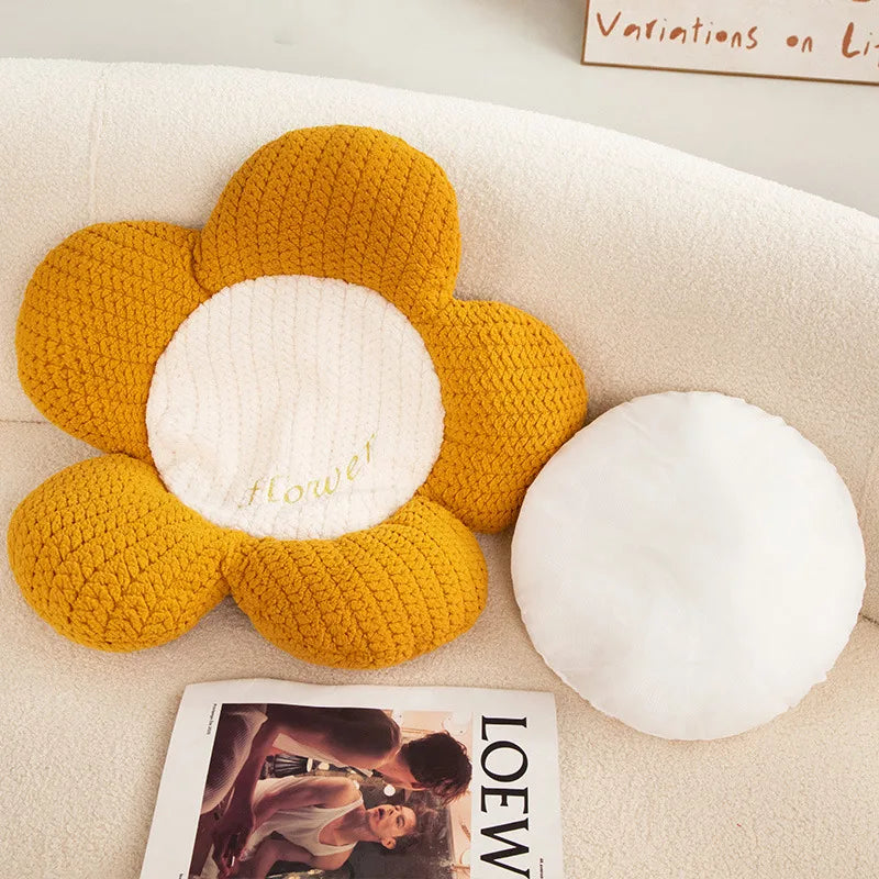 Skanto | Fluffy Daisy Pute
