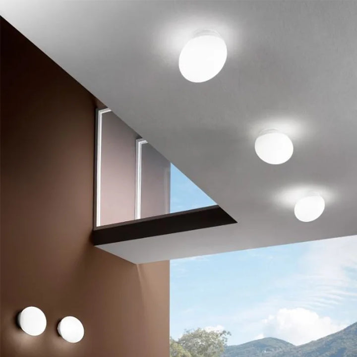 Skanto | VivaGlow – Elegant Hvit Taklampe for Moderne Interiører