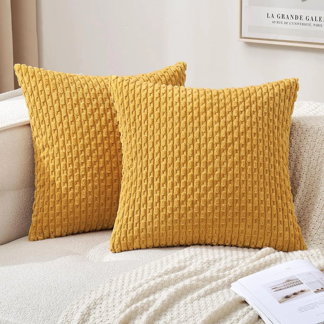 Skanto | Myk Ribbete Fløyels Pyntepute med Striper i Boho Stil for Sofa og Seng