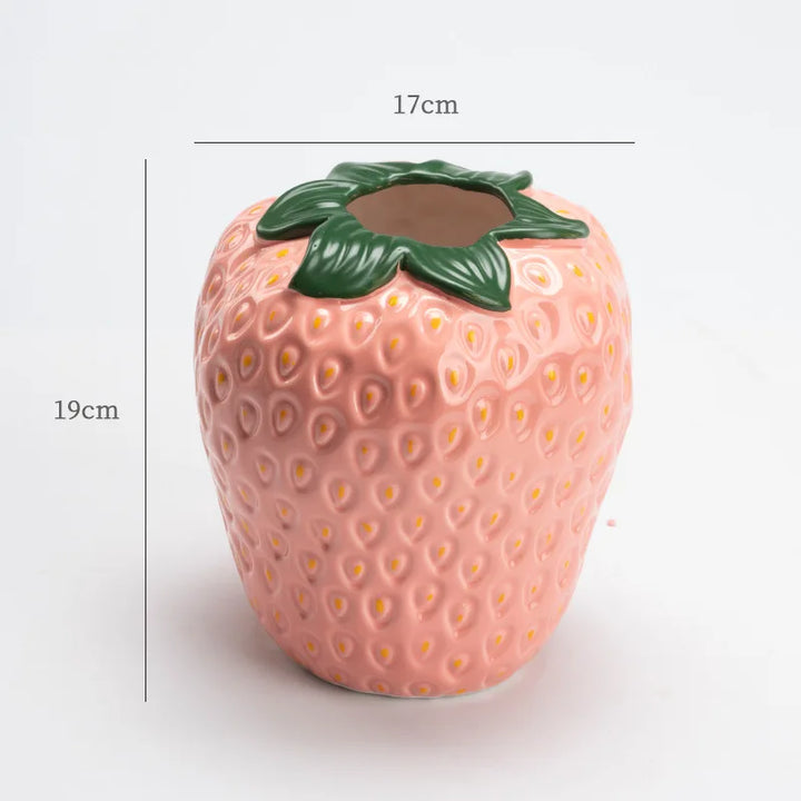Stygg Jordbær Vase | Skanto