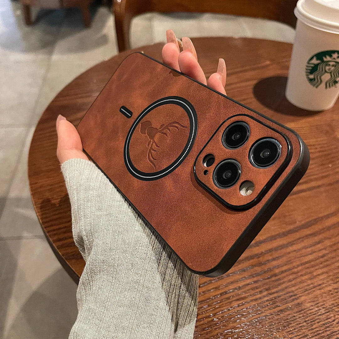 Skanto | Luxury Deer Leather Apple iPhone Case | Magnetisk telefonveske, trådløs veske, MagSafe, trådløs lading, beskyttelsesveske, deksel for iPhone 15, 14, 13 Pro Max Plus