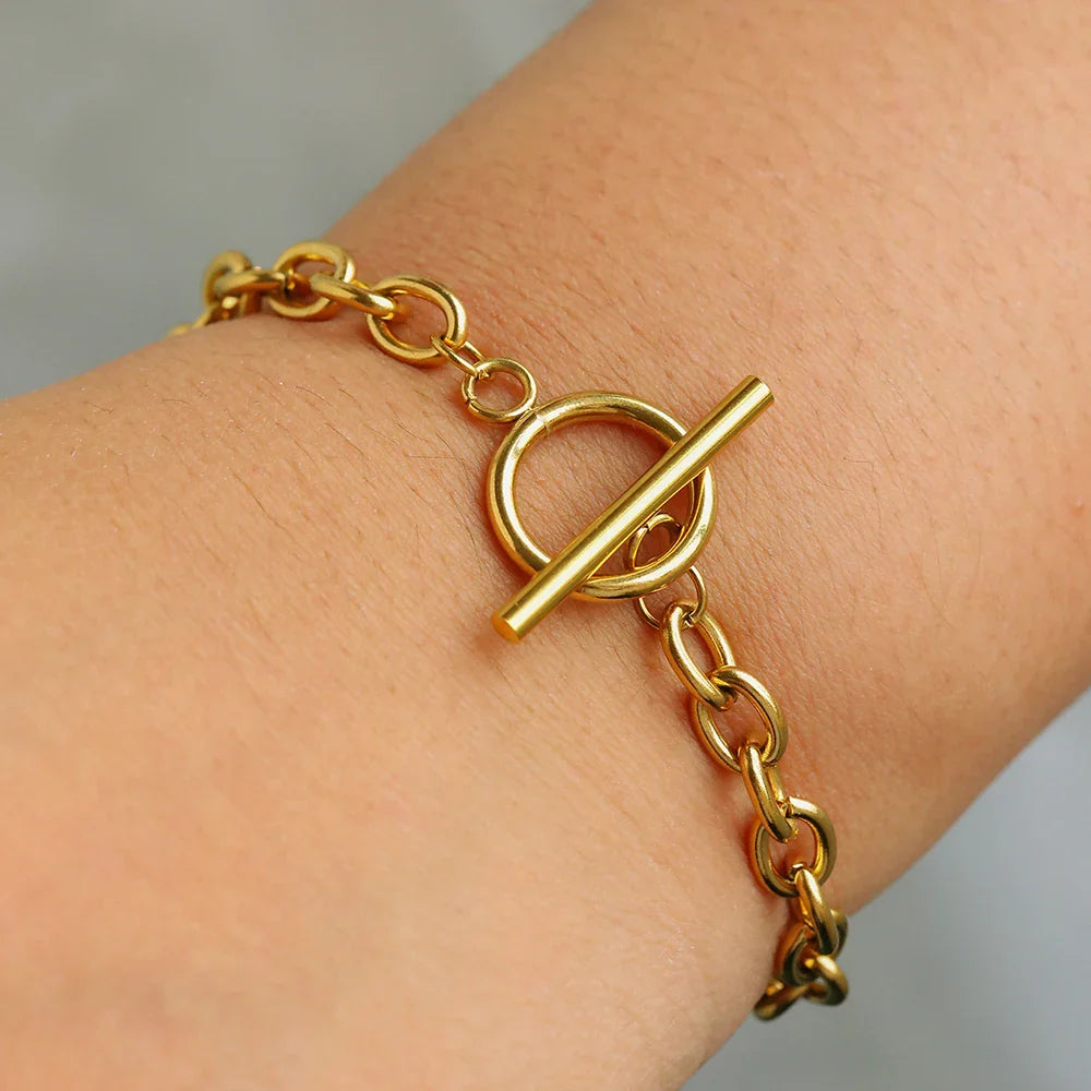 Skanto | Elegant papirklips sirkel bar lås armbånd