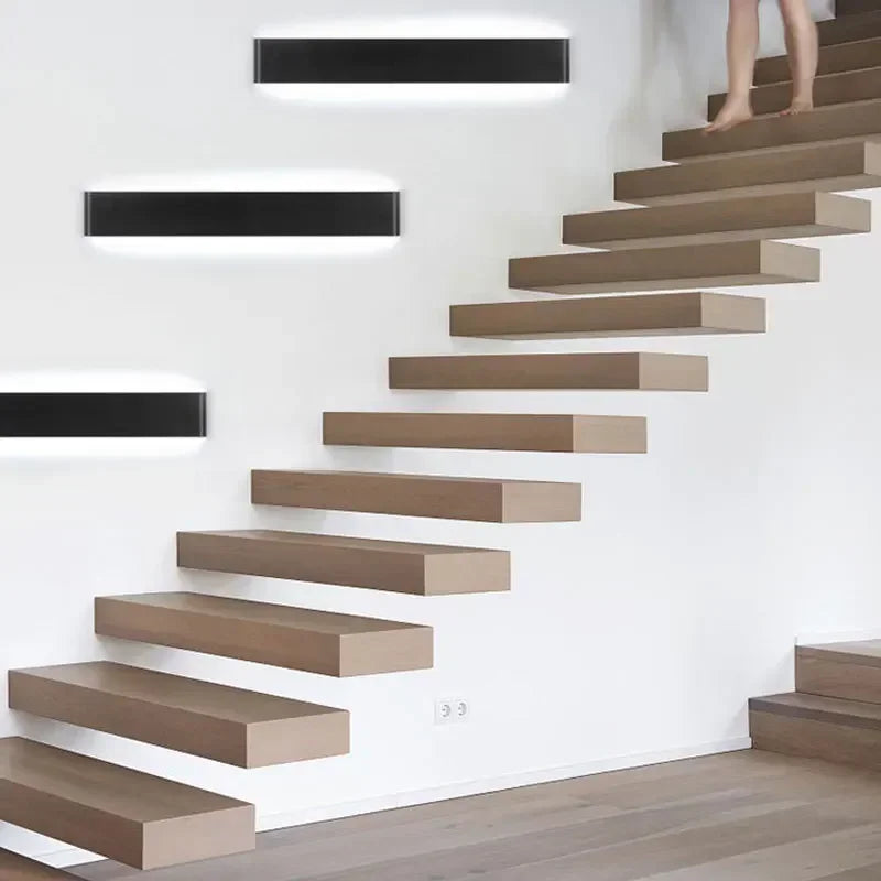 Skanto | LumiEra Moderne LED Vegglampe | Stilrent Design | Varme Hvite Lys for Soverom, Gang & Bad