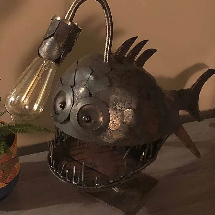 Glowfish Retro Bordlampe Skanto