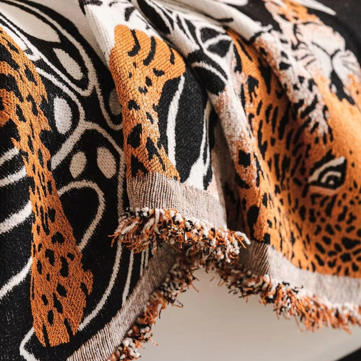 Skanto | Savara Leopard Sofa Kastteppe