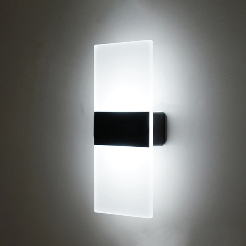 Glass vegglampe | Skanto