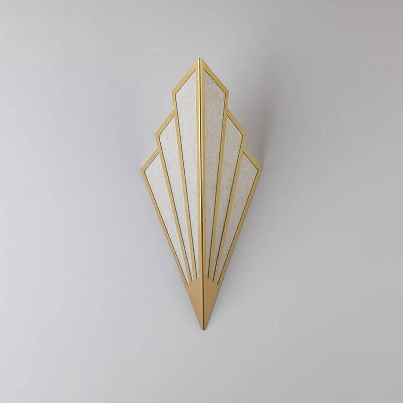 Skanto | Faneformet Art Deco Vegglampe