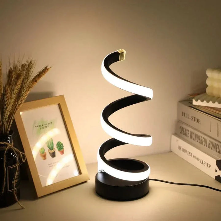 Skanto | Spiral LED Bordlampe – Moderne Justerbart Lys