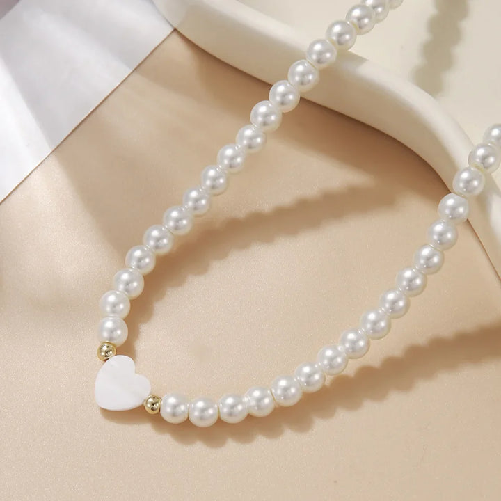 Skanto | Klassis Pearl Heart Choker Necklace