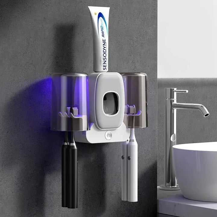 Skanto | UV Tannbørsteholder PureBrush UV | Sterilisering med UV Lys | Automatisk Tannkremdispenser | Veggmontering Uten Boring