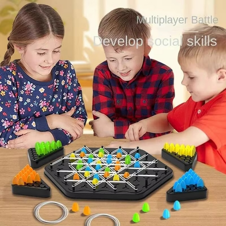 Skanto | Kjede Trekant Sjakkduell Strategi Brettspill for Barn og Voksne
