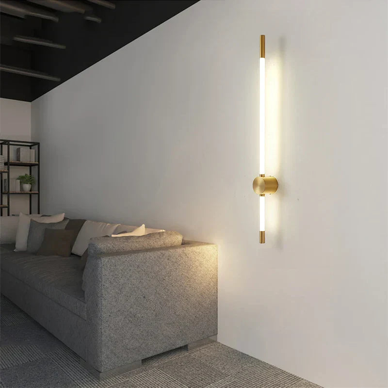 Skanto | AstraBeam – Vertikal LED Vegglampe for Moderne Interiør