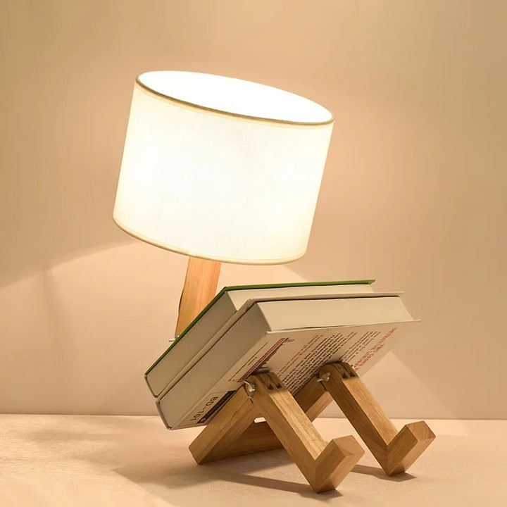 Trelampe med bokholder - RutanFlex | Skanto