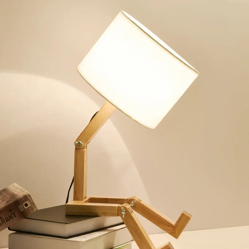 Trelampe med bokholder - RutanFlex | Skanto