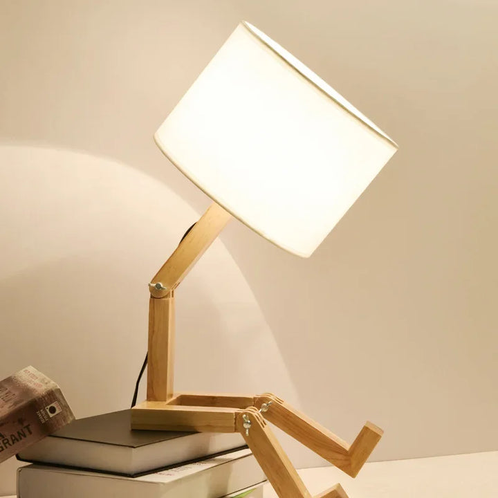 Trelampe med bokholder - RutanFlex | Skanto