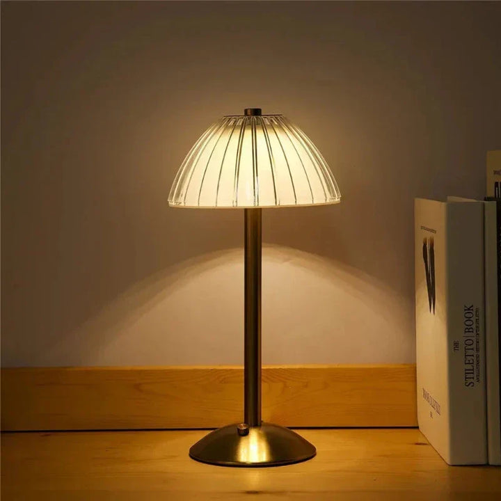 Skanto | Trådlampe med LED og tre fargemodi samt dimmefunksjon