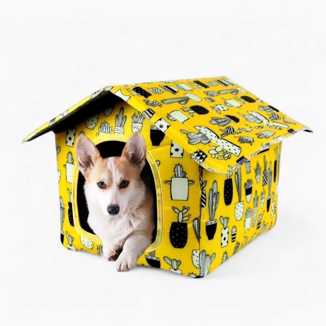 Weatherproof Animal House "CozyNest" for Cats and Small Dogs | Skanto