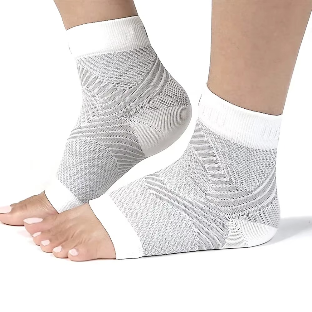 Nachtkompressionsstrümpfe bei Plantarfasziitis mit Fersen- und Fußgewölbeunterstützung