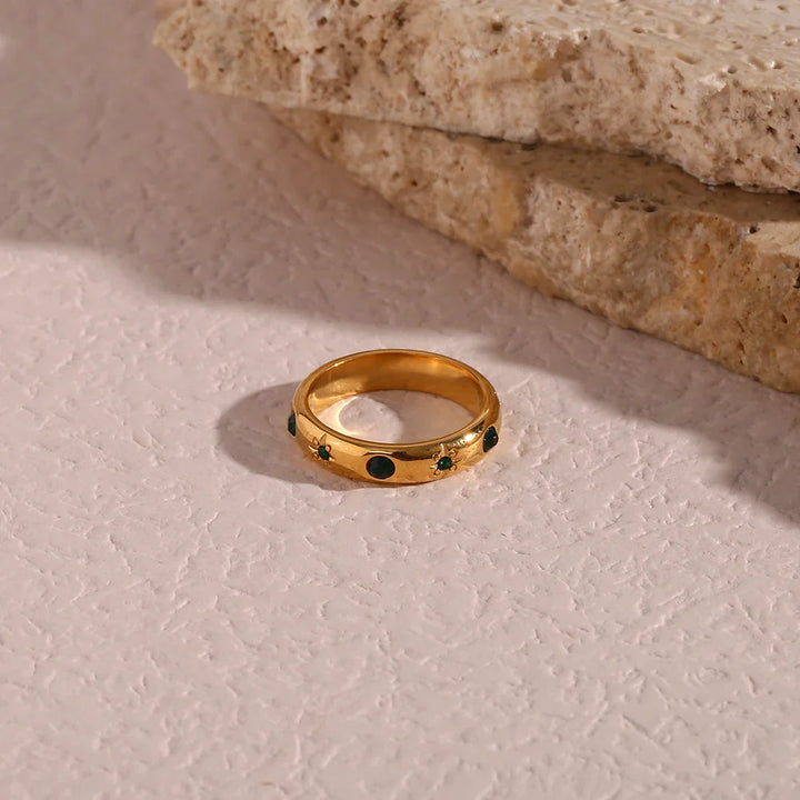 Skanto | 18k Stjerne & Stein Inkludert Ring