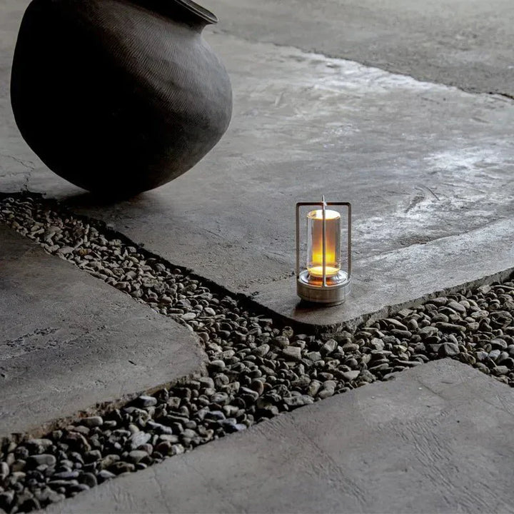 Retro Lampe - Elegant Belysning - Tidless Stil | Skanto