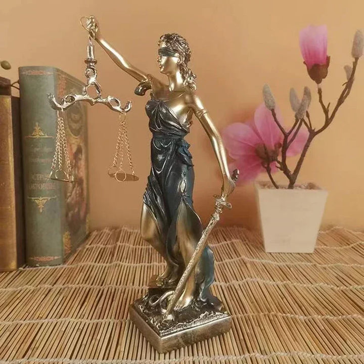 Skanto | ERMAKOVA europeisk antikk bronse gresk gudinne av rettferdighet statue Fair Angels harpiks skulptur ornamenter skrivebord hjemmeinnredning gave