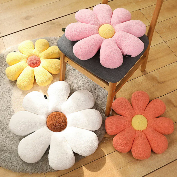 Boucle Plush Flower Cushion | Skanto