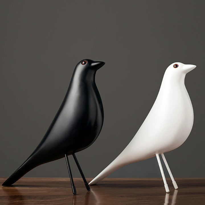 Scandi House Bird – Nordisk dekorativ figur i svart eller hvit | Skanto
