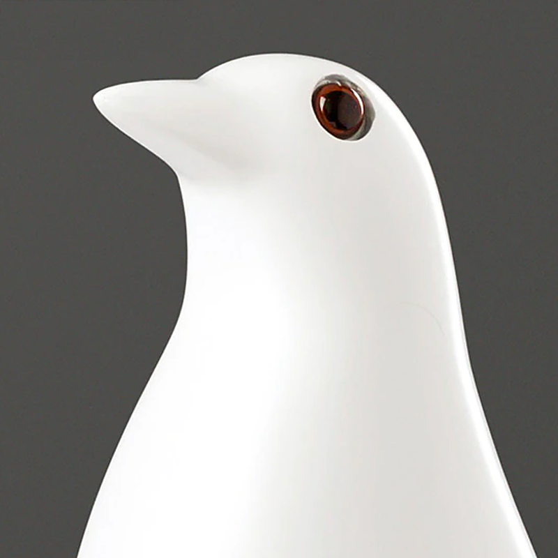 Scandi House Bird – Nordisk dekorativ figur i svart eller hvit | Skanto