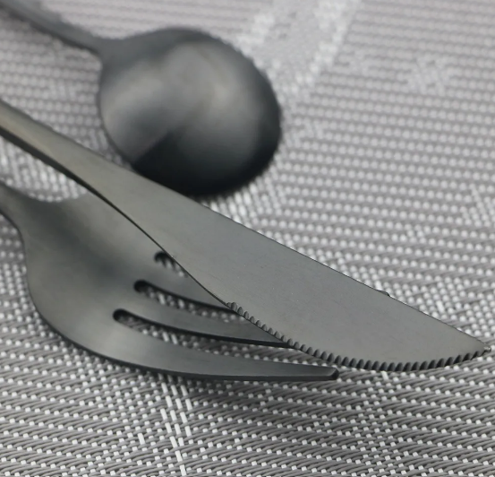 Skanto | Minimalistisk Bestikk 36 Stykker I Rustfritt Stål: Eleganse Og Holdbarhet
