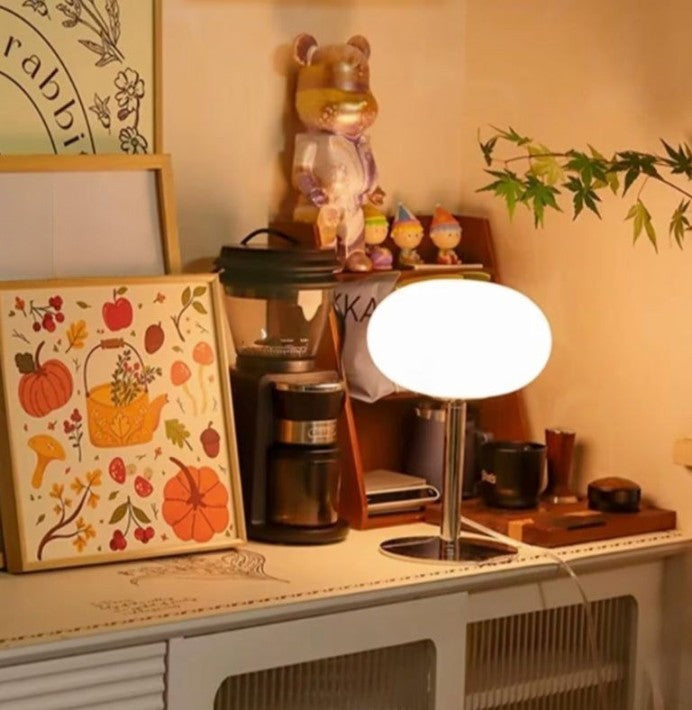 SérénitéMagique - Elegant beige bordlampe for ambientebelysning Skanto