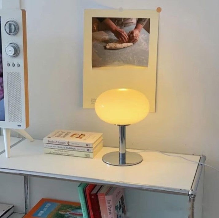 SérénitéMagique - Elegant beige bordlampe for stemningsbelysning Skanto