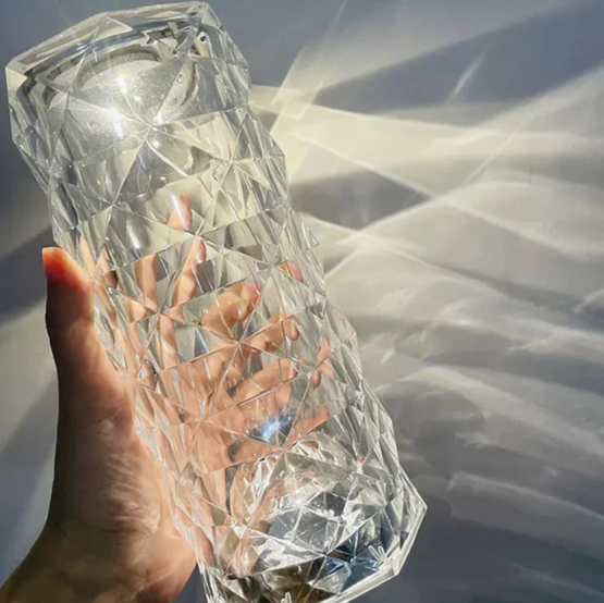 Skanto | LED lampe i krystalldesign