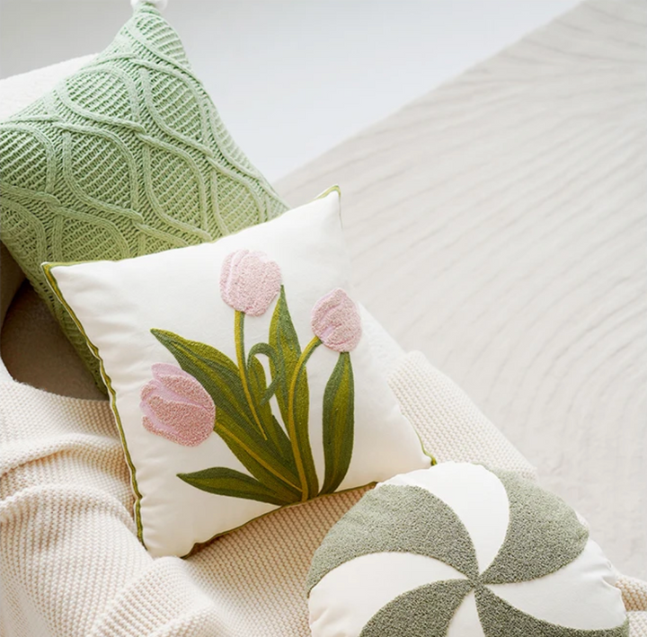 Grønn & Rosa Tulipan Brodert Putetrekk | Skanto