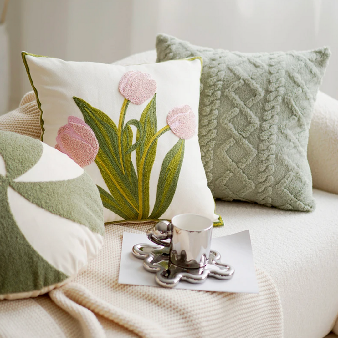 Grønn & Rosa Tulipan Brodert Putetrekk | Skanto