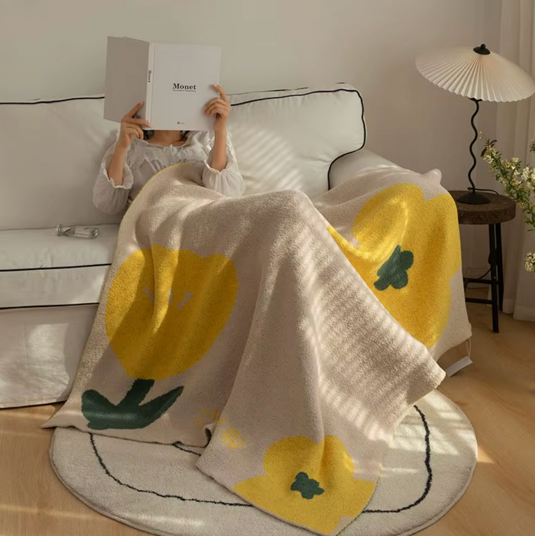 Floral Sofa Blanket – Nordic Fleece Throw | Skanto