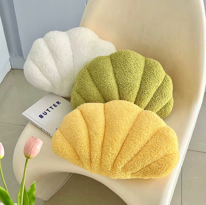 Pastell Shell Pute – Fluffy Bouclé Plush Putekledd | Skanto