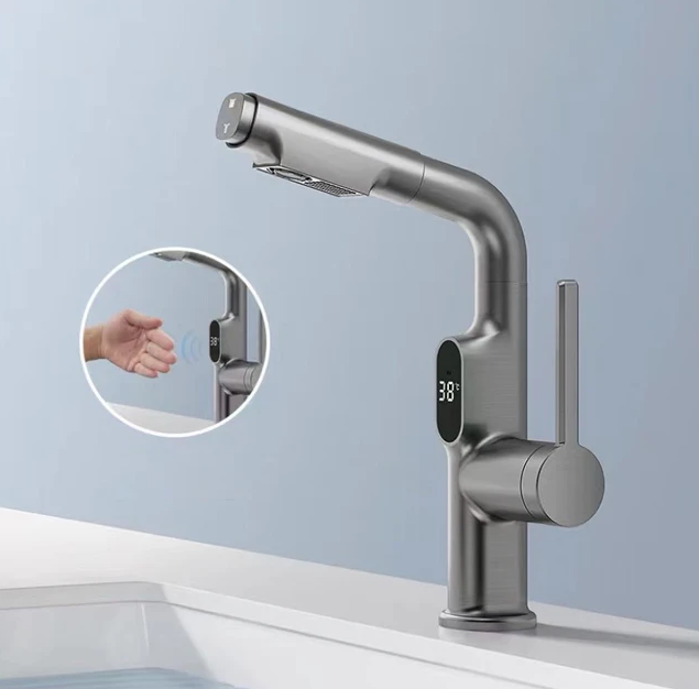 Skanto | SmartFaucet Pro: Intelligent kran med digital skjerm