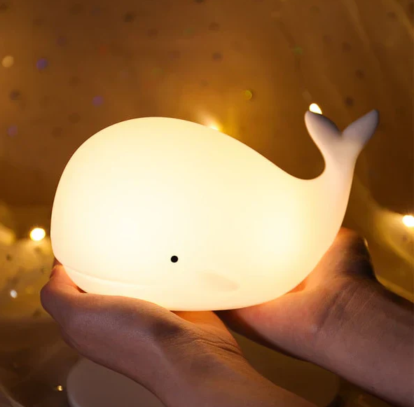Skanto | Fargeforandrende Hval Nattlampe for Barn & Soveromsdekor