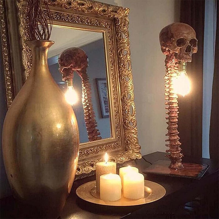Skanto | Horror Skull med Spine Lampe