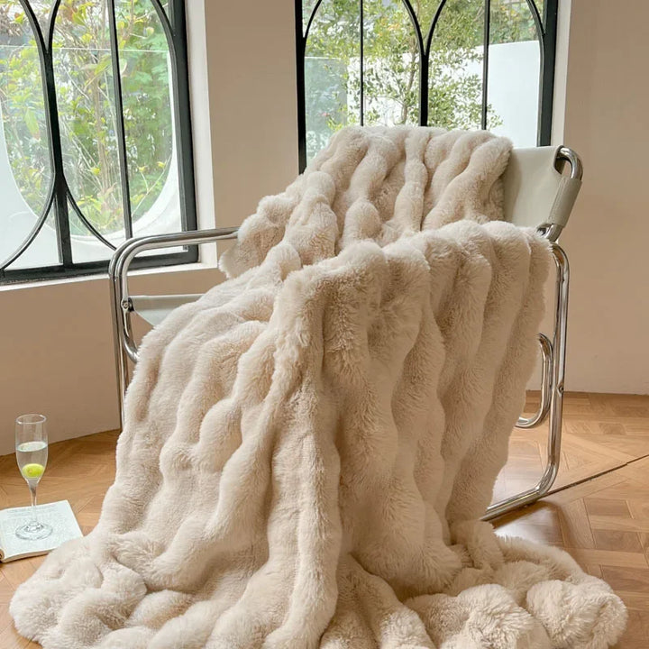 Skanto | FurLuxe | Vendbar Faux Fur Teppe