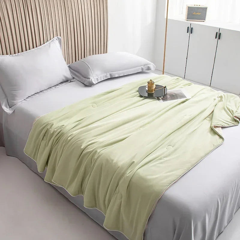 Air Condition Sommer Komforter — Ren Farge Is Silke Kjøleteppe, Lett & Glatt Twin/King Størrelse Quilt | Skanto